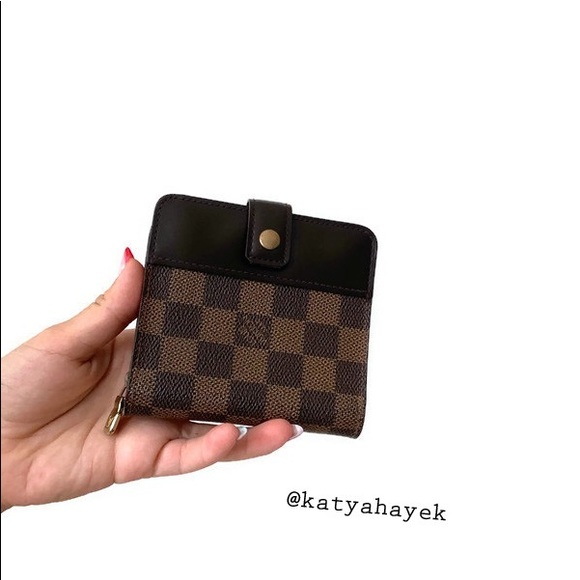 Louis Vuitton Handbags - Vintage 🤎 Louis Vuitton Wallet